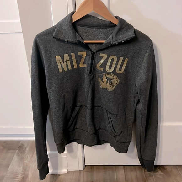 GUC Grey Mizzou Quarter Zip Size Medium - Picture 1 of 4